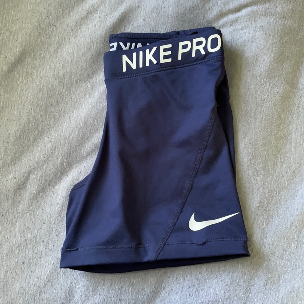 3 INCH NIKE PRO COMPRESSION SHORTS